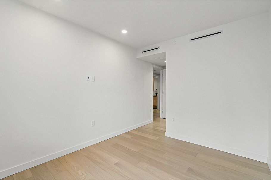 505 1180 Broughton Street Vancouver, BC - 12