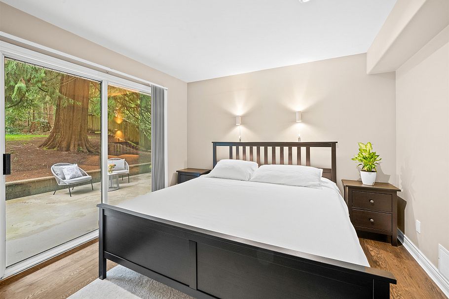 4622 Cove Cliff Road North Vancouver, BC - 10