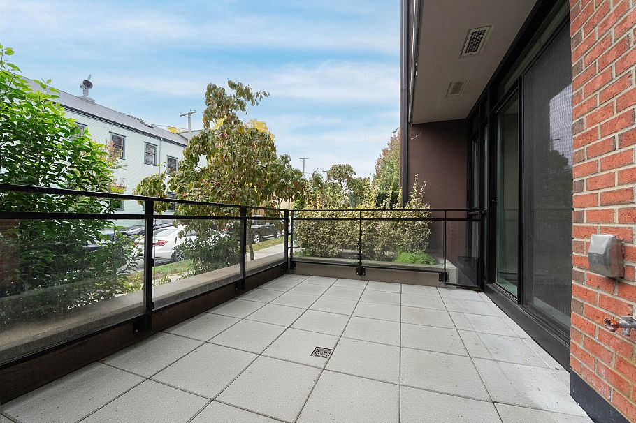 2389 Scotia Street Vancouver, BC - 27