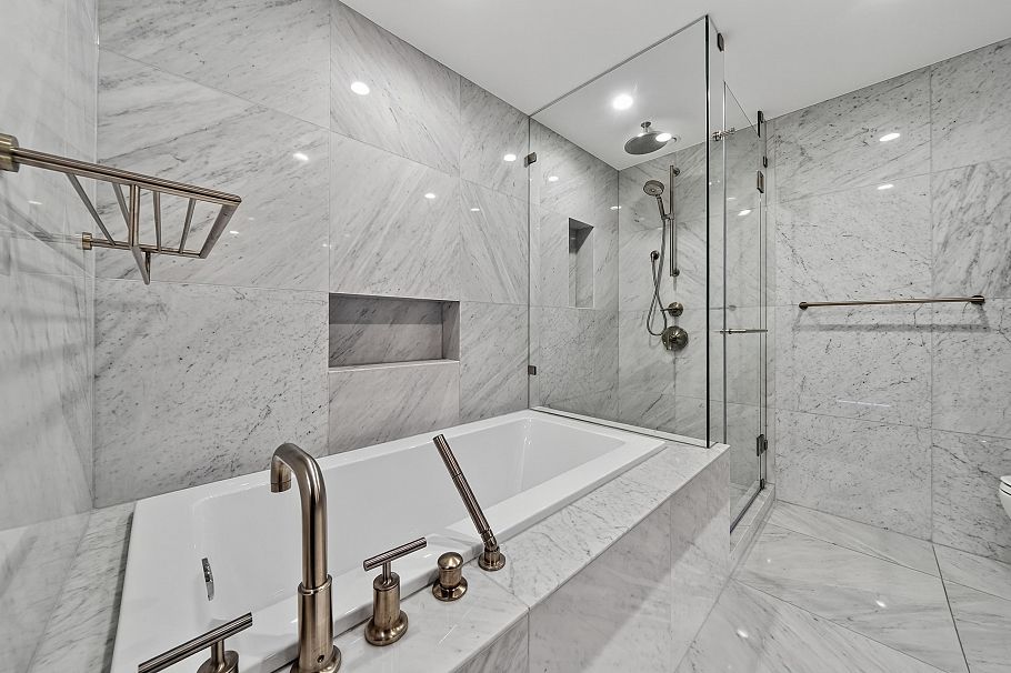 2403 1335 Howe Street Vancouver, BC - 21