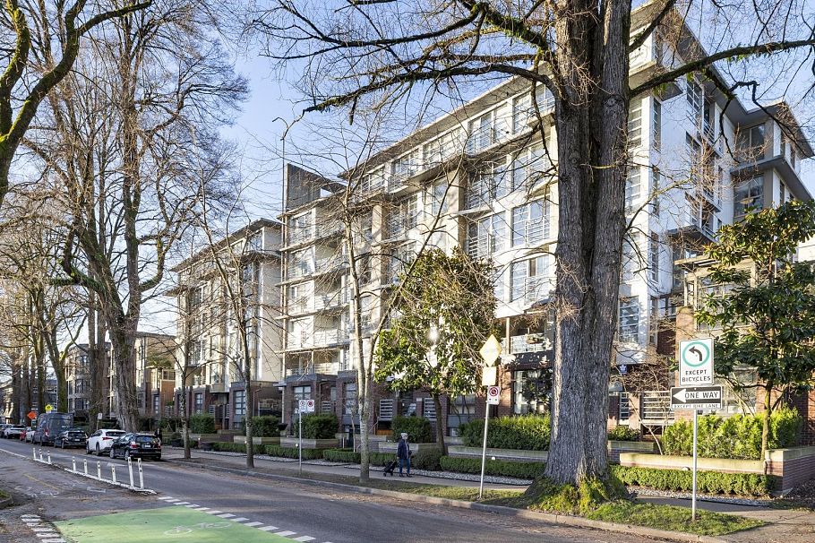 504 2137 W 10th Avenue Vancouver, BC - 36