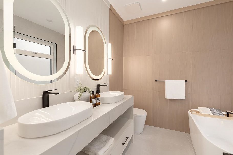 2 2976 W 13th Avenue Vancouver, BC - 18