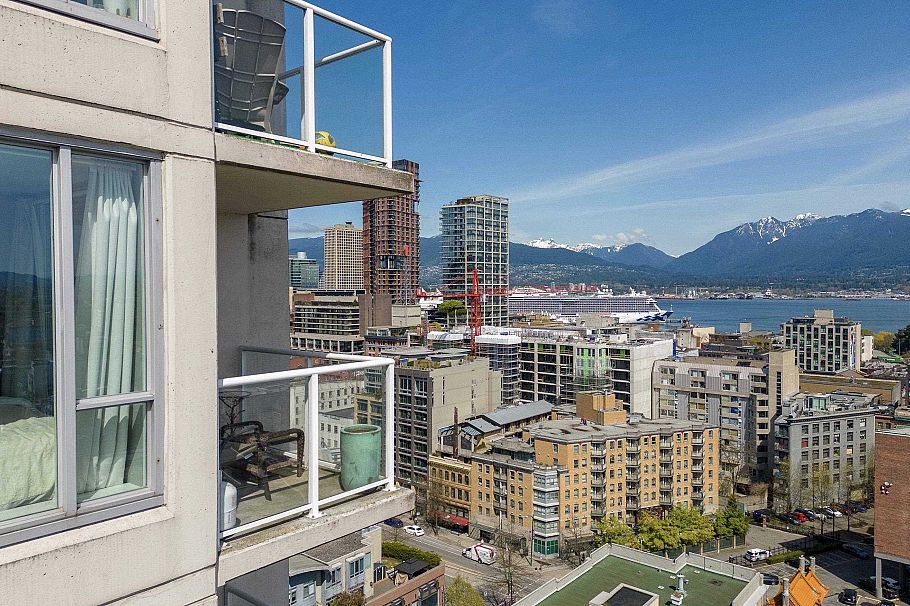 2107 550 Taylor Street Vancouver, BC - 17