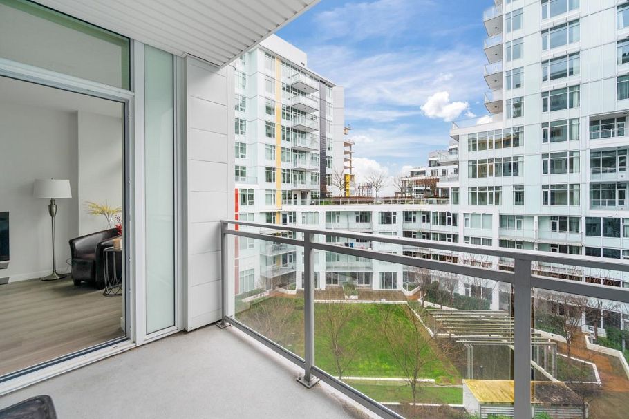 919 8699 Hazelbridge Way Richmond, BC - 14