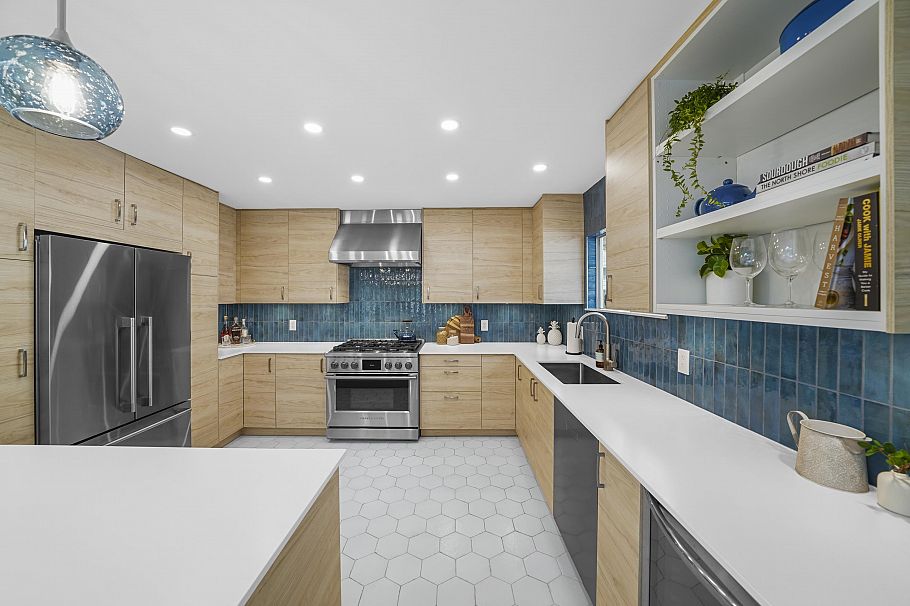 1412 Hope Road North Vancouver, BC - 11