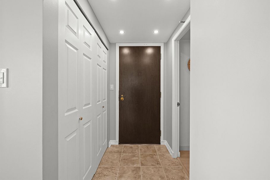 1201 888 Hamilton Avenue Vancouver, BC - 32