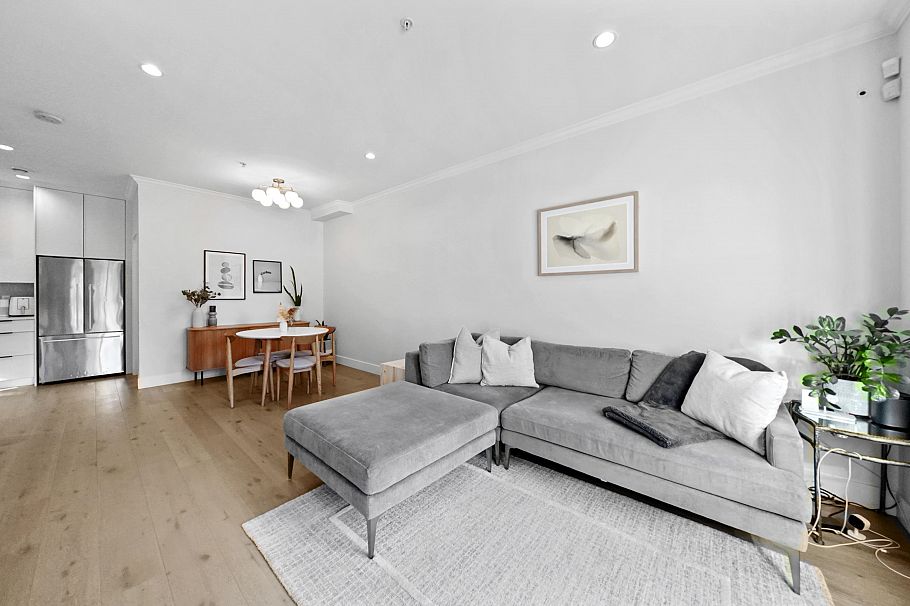 5650 Main Street Vancouver, BC - 2