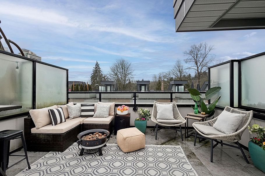 21 856 Orwell Street North Vancouver, BC - 1