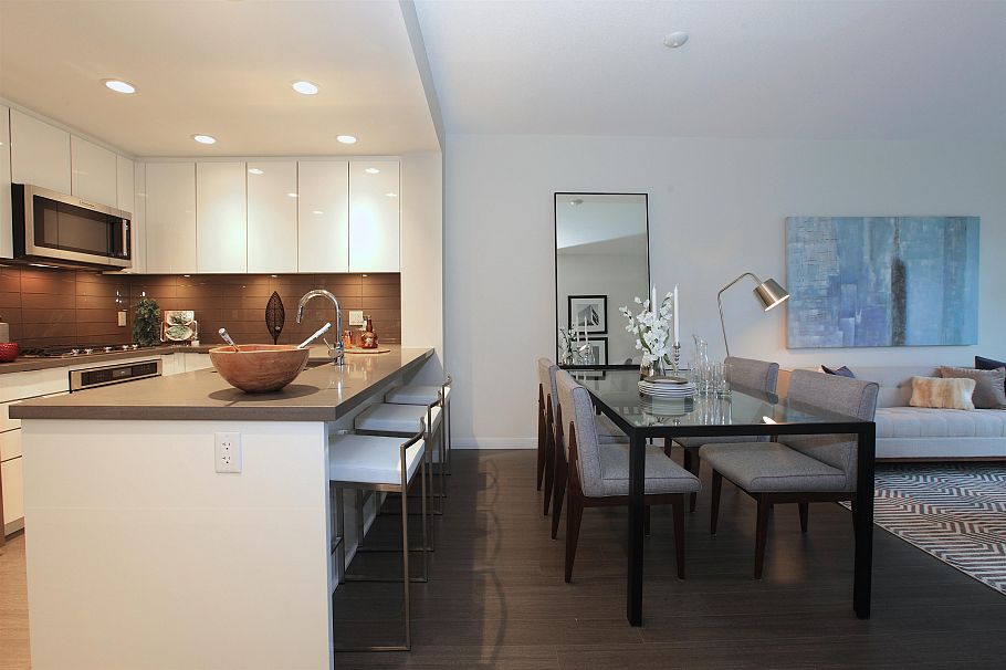 319 255 W 1st Street North Vancouver, BC - 5