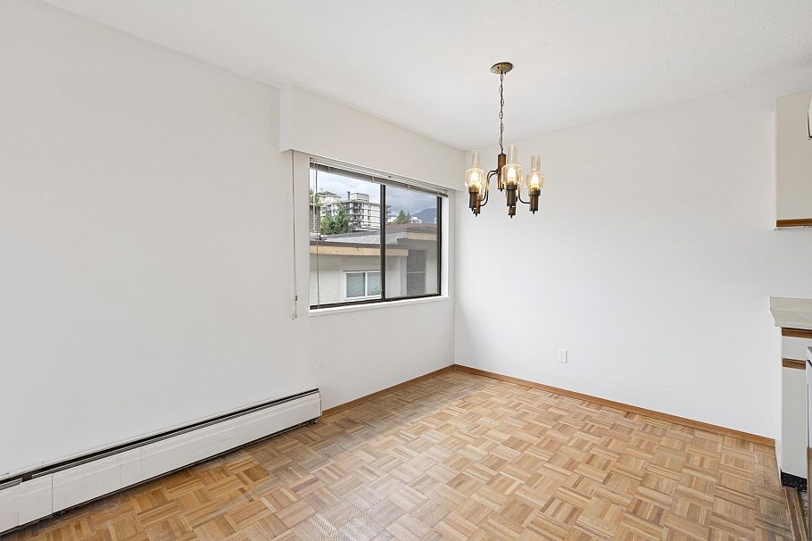 211 155 E 5th Street North Vancouver, BC - 19