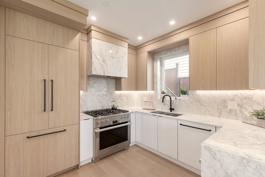 1 3536 W 14th Avenue Vancouver, BC - 8