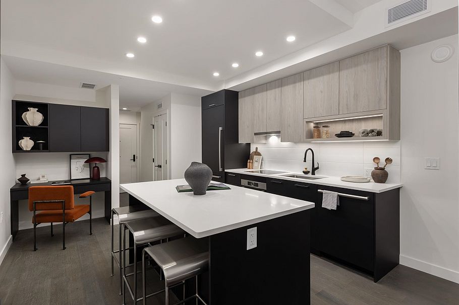 103 8398 Oak Street Vancouver, BC - 3