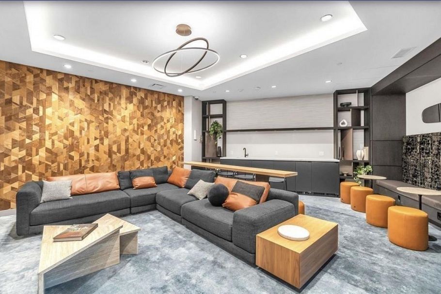 1808 1500 Fern Street North Vancouver, BC - 8