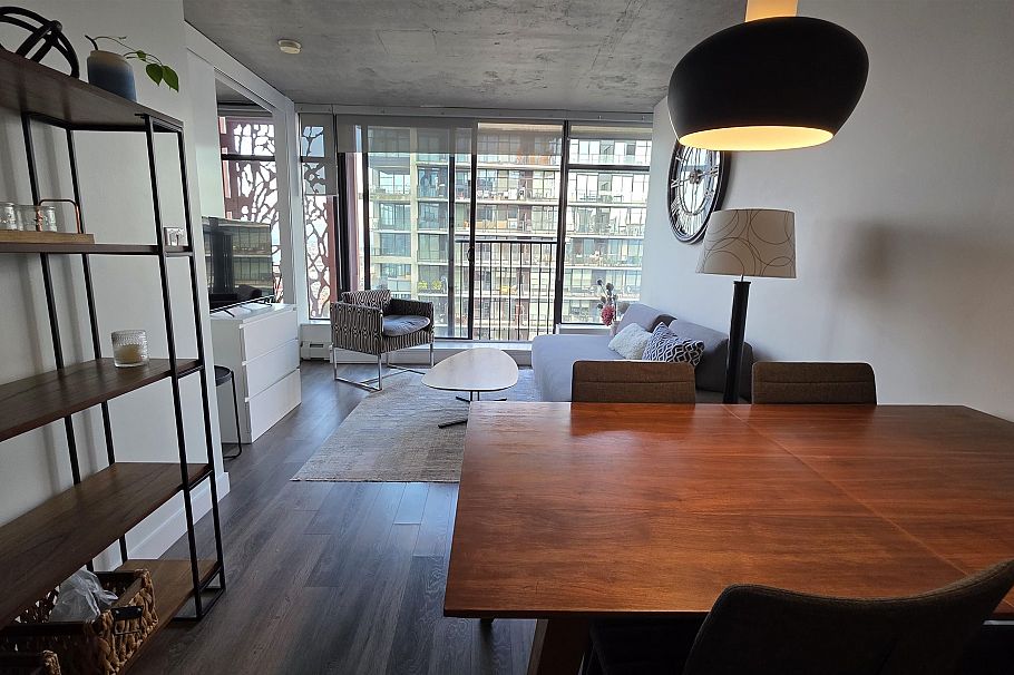 3005 128 W Cordova Street Vancouver, BC - 4