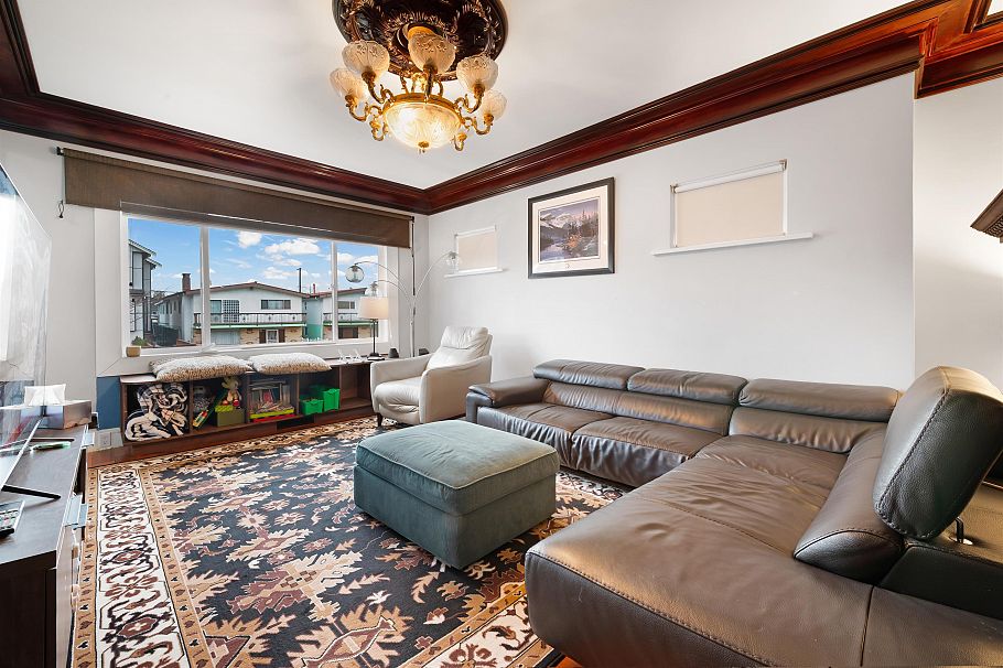 2675 Dundas Street Vancouver, BC - 5