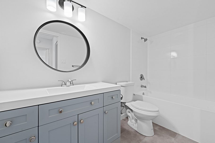 208 2024 Fullerton Avenue North Vancouver, BC - 17