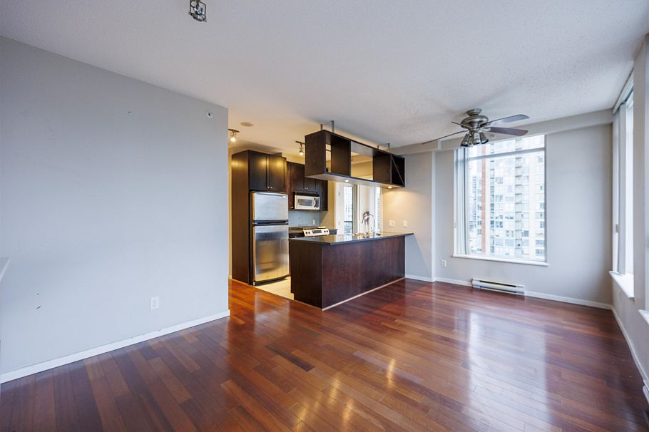 1603 1001 Homer Street Vancouver, BC - 3