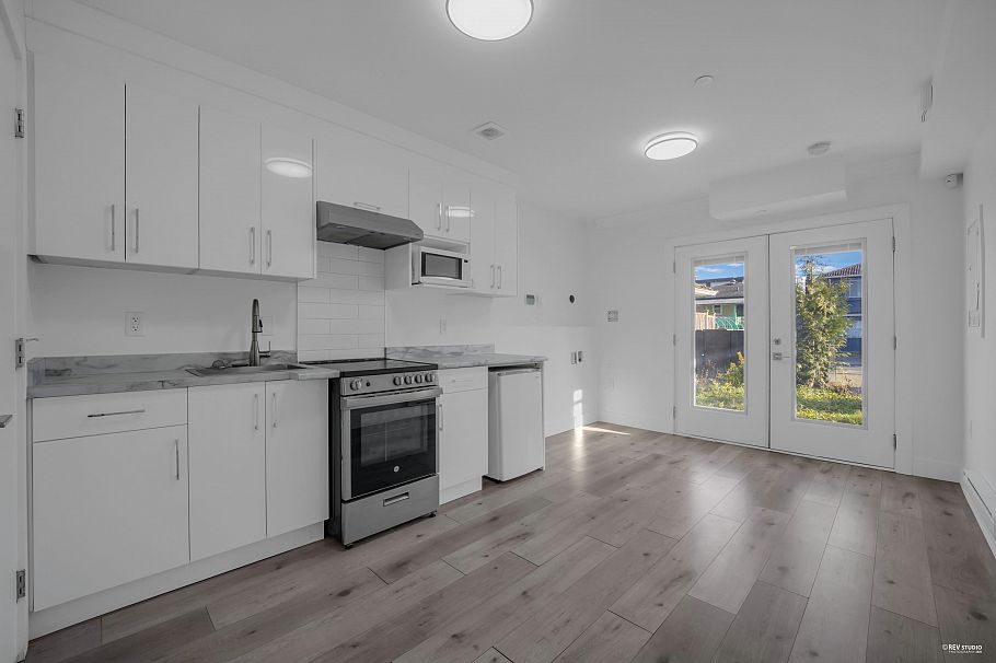 5140 Slocan Street Vancouver, BC - 23