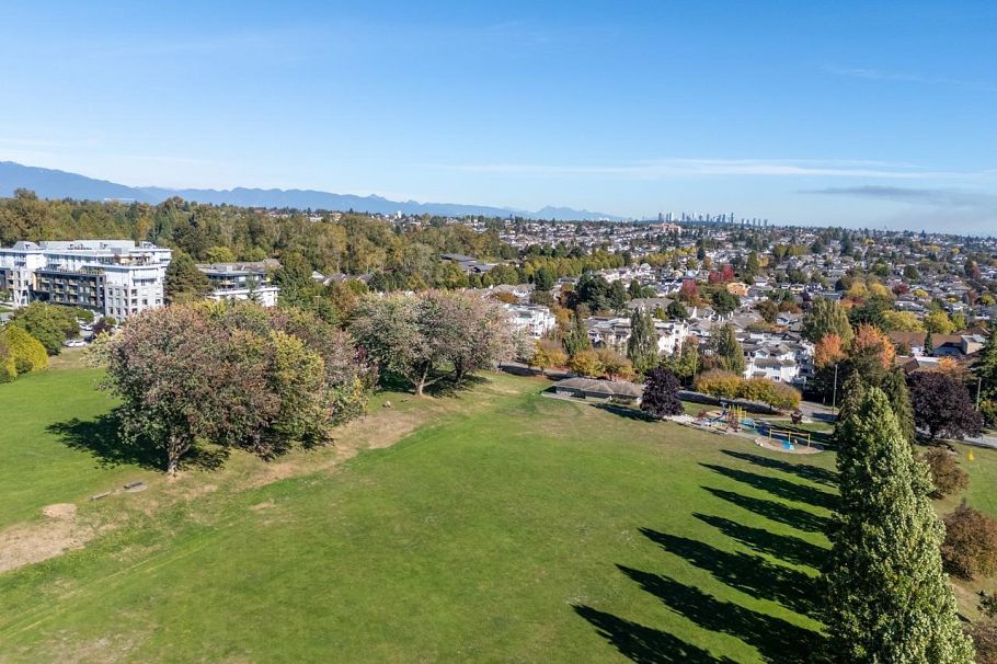 7599 Yukon Street Vancouver, BC - 18