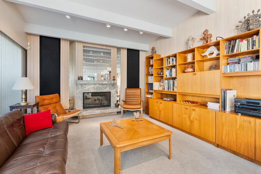 1588 Merlynn Crescent North Vancouver, BC - 24