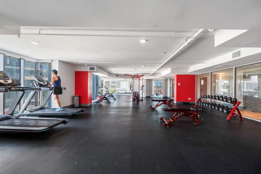 919 8699 Hazelbridge Way Richmond, BC - 17