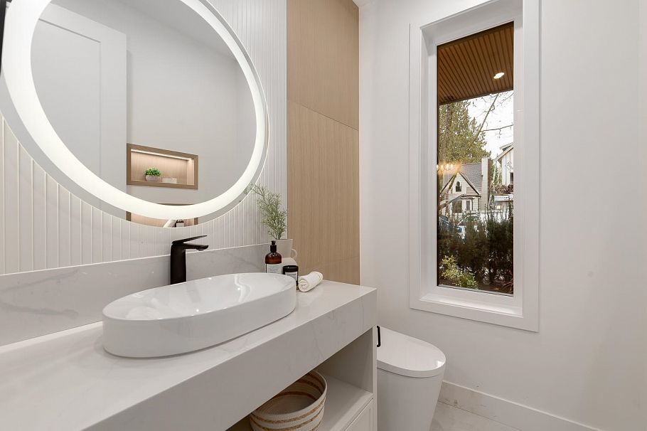 2 2976 W 13th Avenue Vancouver, BC - 11