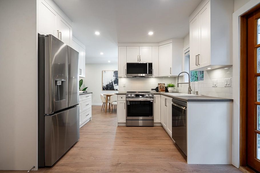 2266 Swinburne Avenue North Vancouver, BC - 12