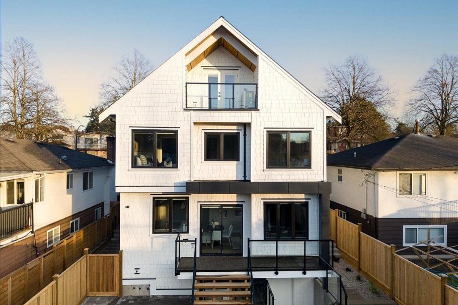 2 6061 Sherbrooke Street Vancouver, BC - 2