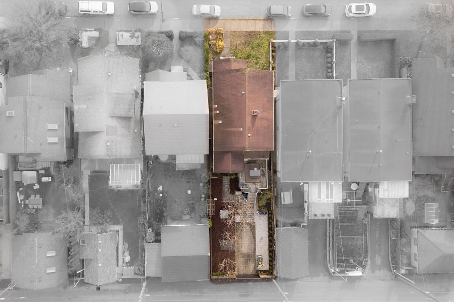 2675 Dundas Street Vancouver, BC - 30