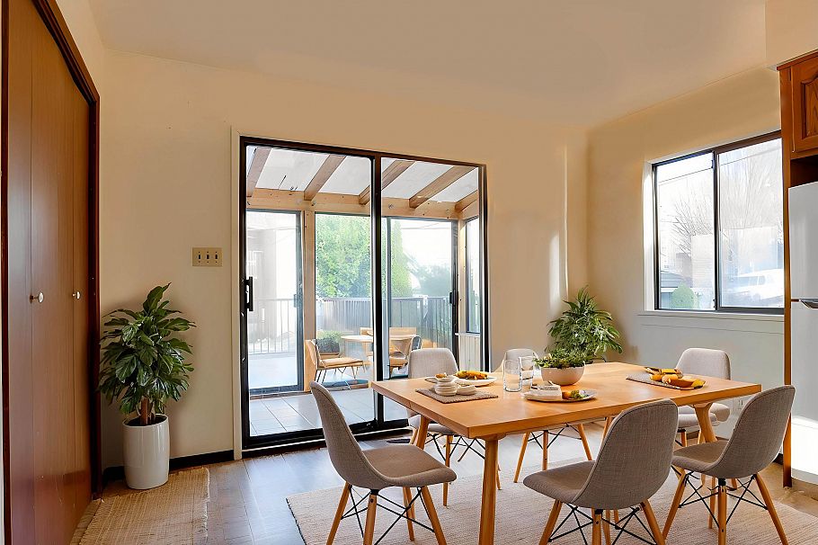 2579 E Pender Street Vancouver, BC - 16