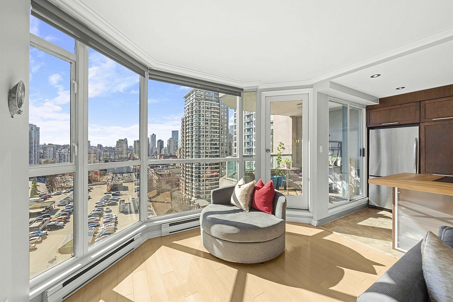 1201 888 Hamilton Avenue Vancouver, BC - 13