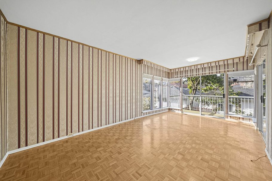 555 W 19th Avenue Vancouver, BC - 15