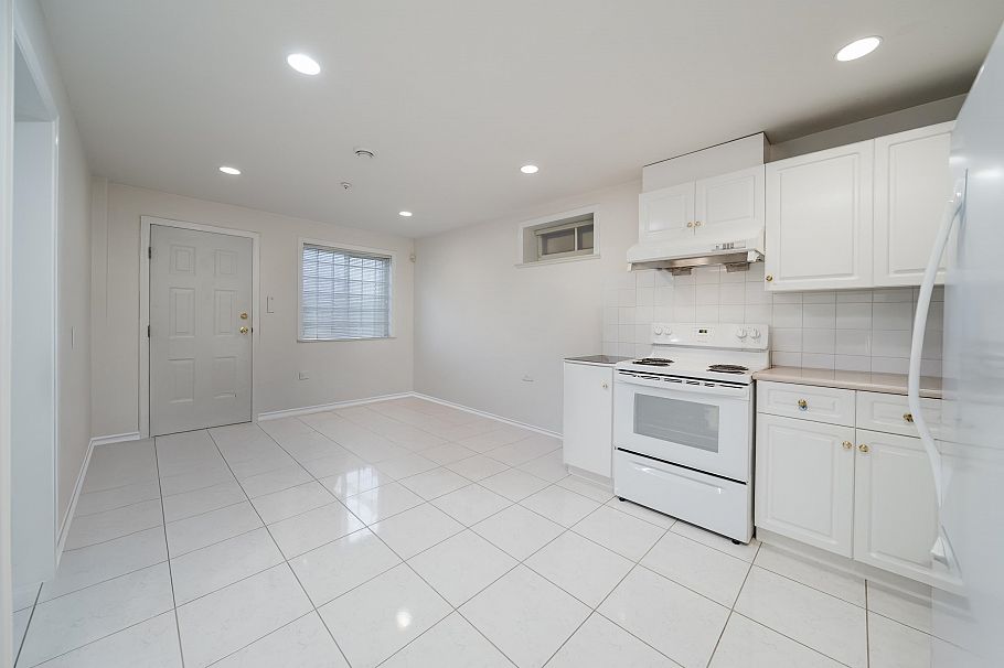 5470 Wales Street Vancouver, BC - 31