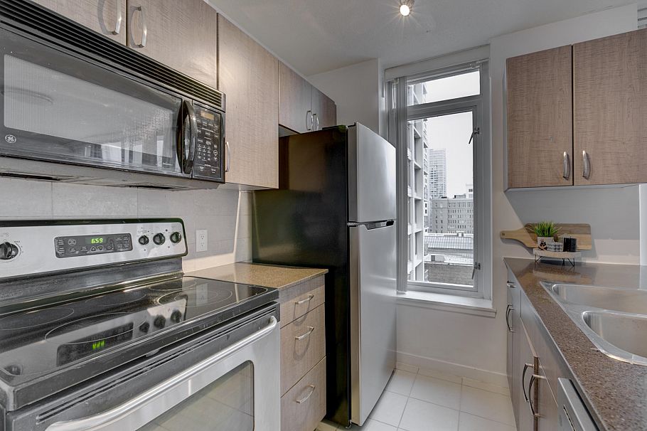 1505 610 Granville Street Vancouver, BC - 8