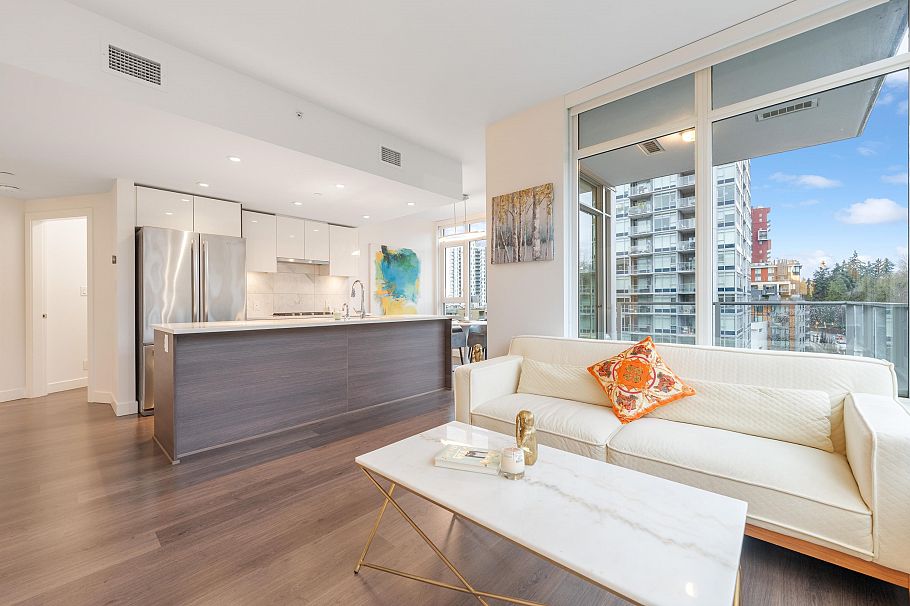 808 3557 Sawmill Crescent Vancouver, BC - 5