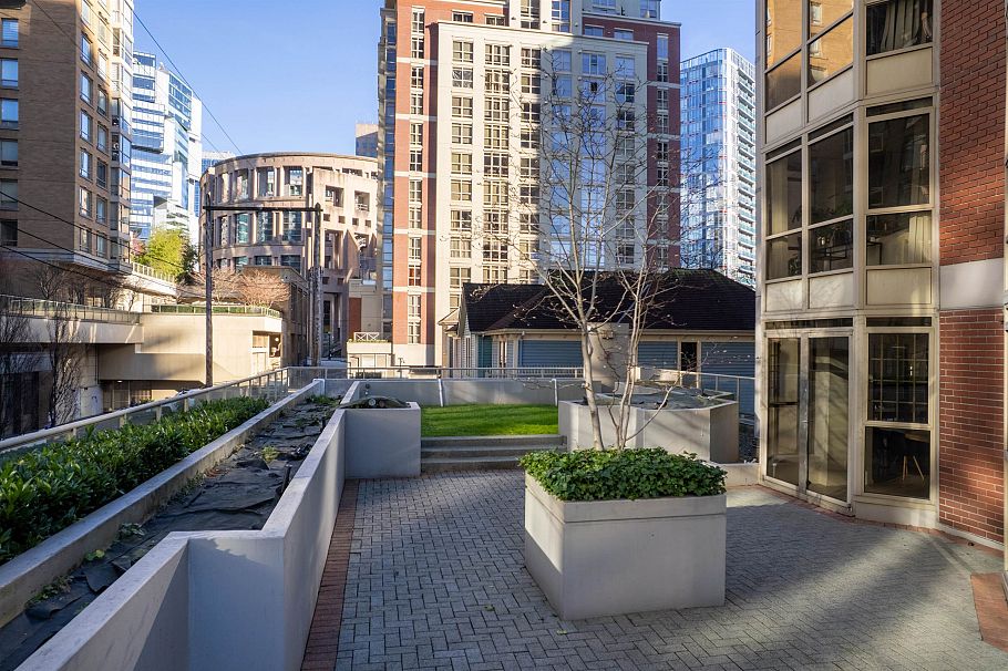 1506 867 Hamilton Street Vancouver, BC - 22