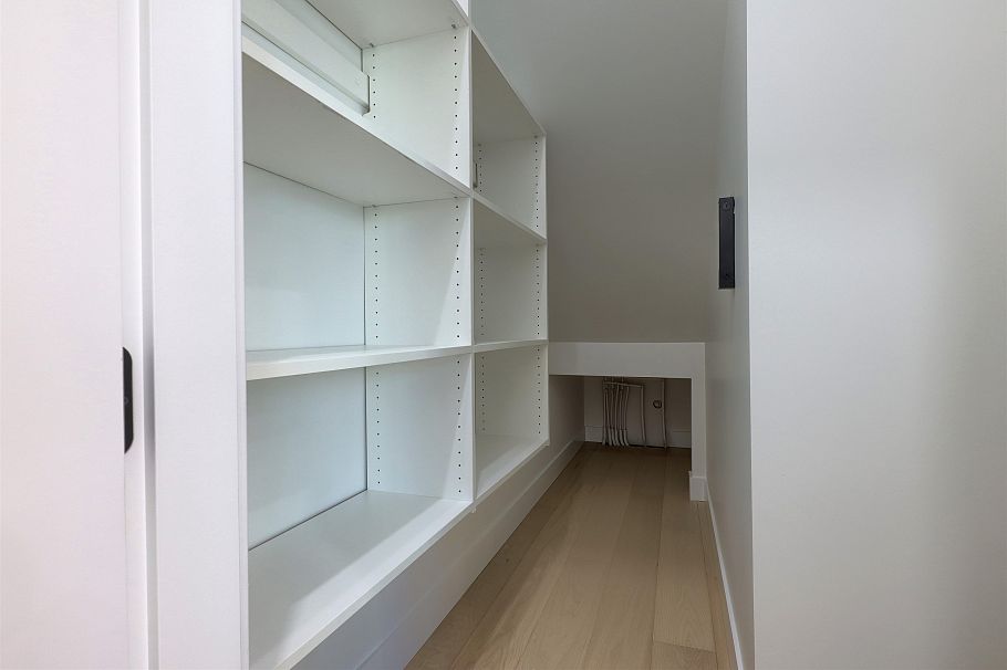 4670 Todd Street Vancouver, BC - 17