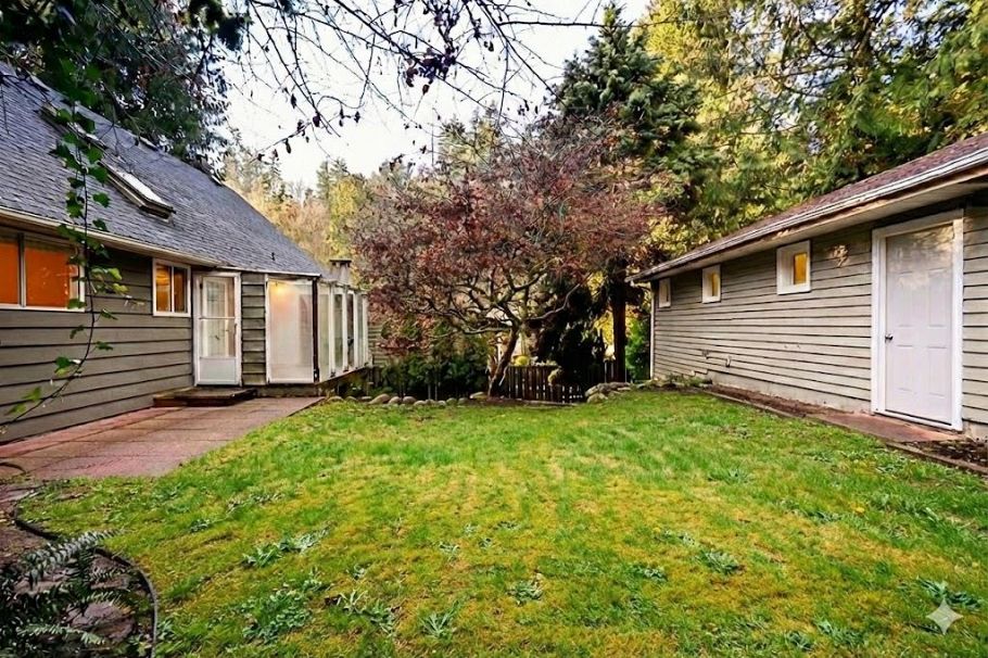 2266 Swinburne Avenue North Vancouver, BC - 17