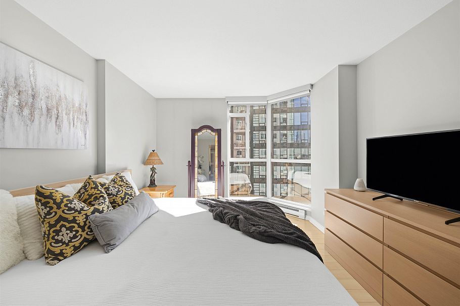 1201 888 Hamilton Avenue Vancouver, BC - 19