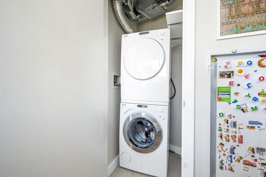 2101 1618 Quebec Street Vancouver, BC - 21