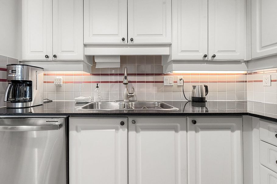 1702 183 Keefer Place Vancouver, BC - 24