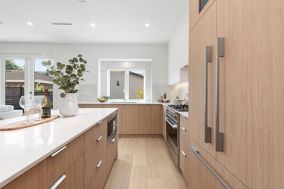 2 2750 W 19th Avenue Vancouver, BC - 7