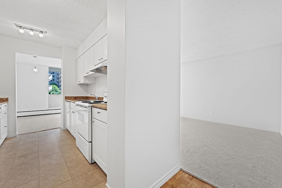 208 2024 Fullerton Avenue North Vancouver, BC - 15