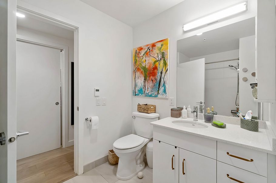 403 2137 Chesterfield Avenue North Vancouver, BC - 13