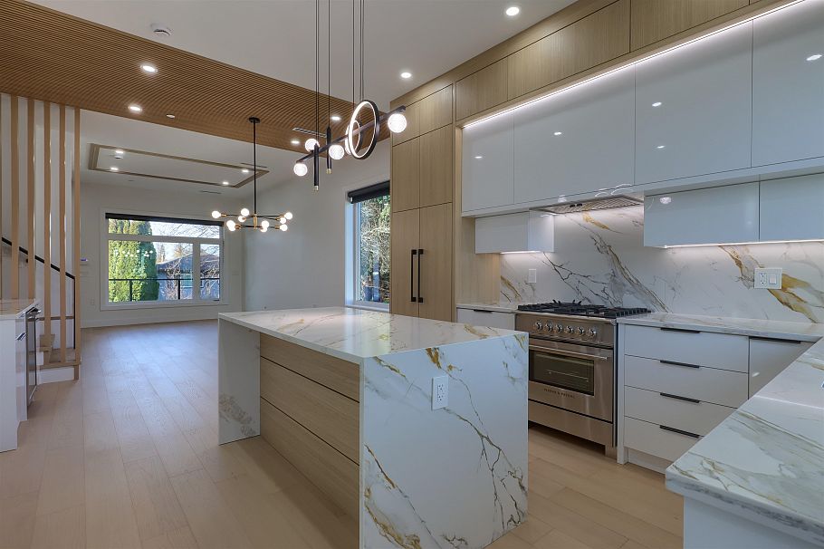 4670 Todd Street Vancouver, BC - 23