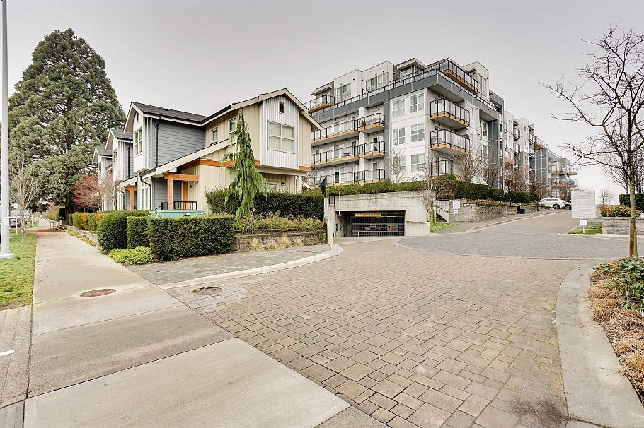 608 10177 River Drive Richmond, BC - 1