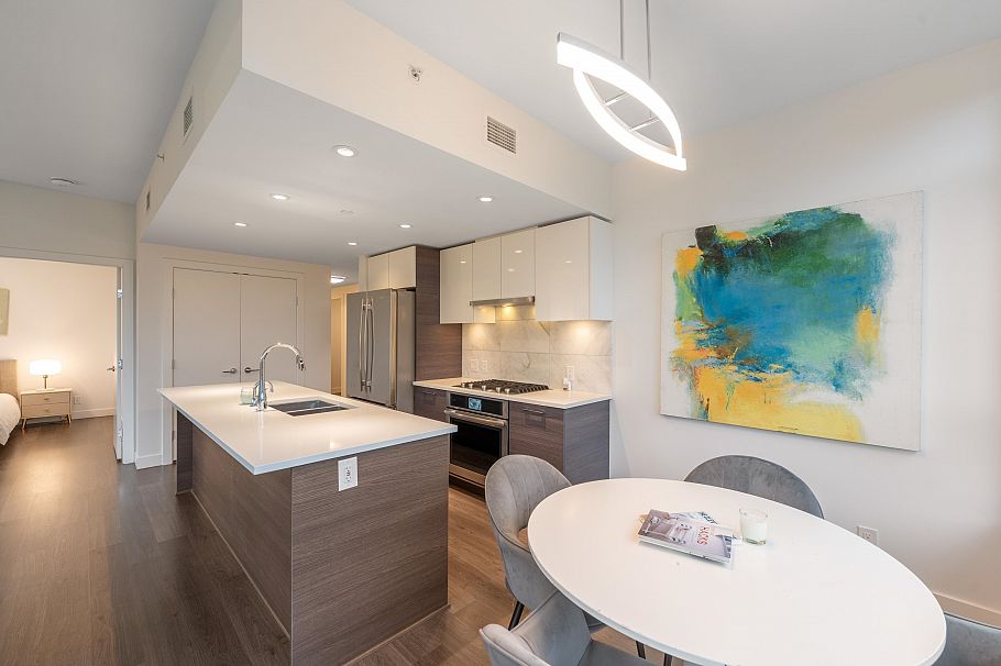 808 3557 Sawmill Crescent Vancouver, BC - 11