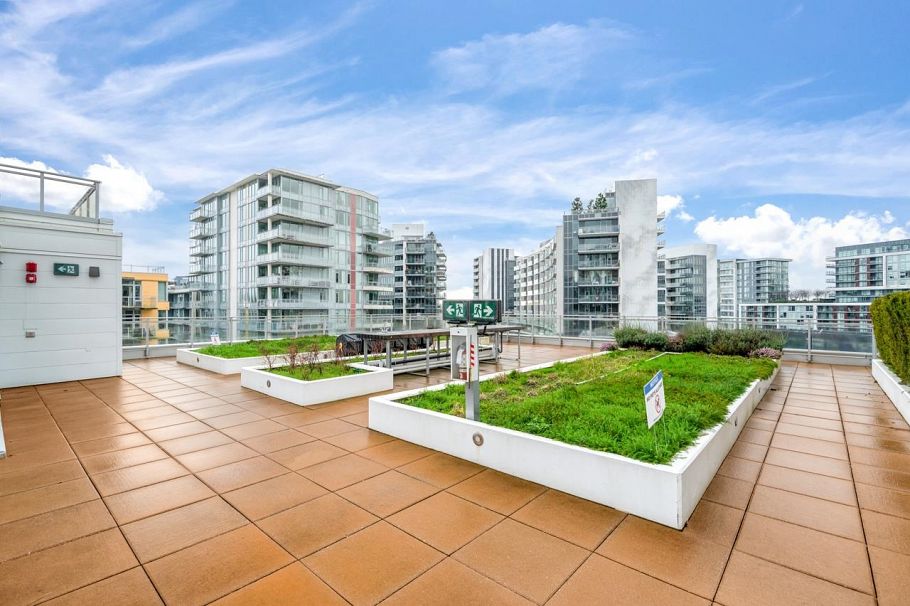 919 8699 Hazelbridge Way Richmond, BC - 21