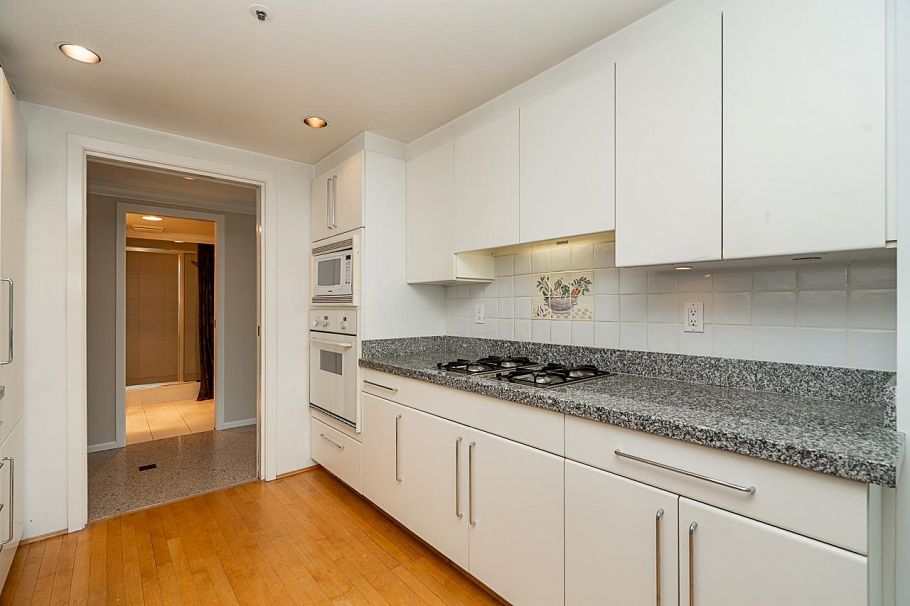 602 1550 W 15th Avenue Vancouver, BC - 5