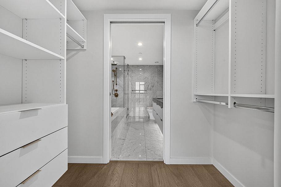 2403 1335 Howe Street Vancouver, BC - 17